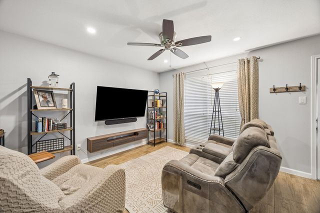 6410 Del Monte Drive 6, Houston, TX 77057
