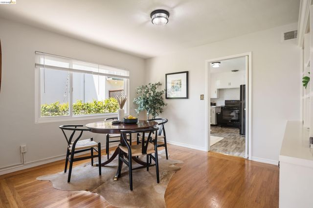 908 Prospect Ave, Oakland, CA 94610