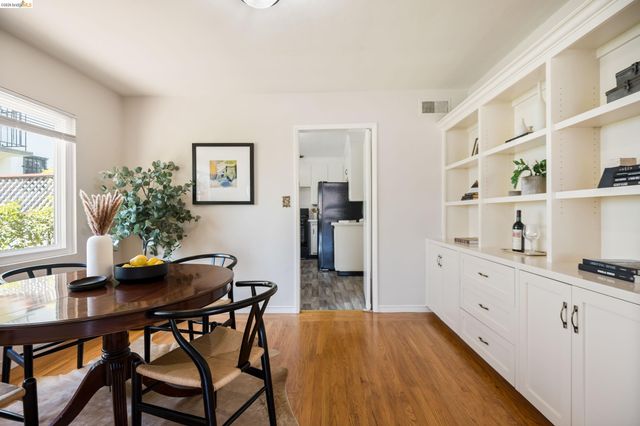 908 Prospect Ave, Oakland, CA 94610