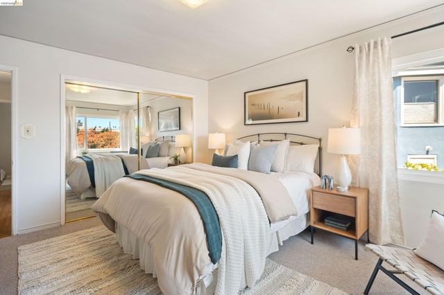 908 Prospect Ave, Oakland, CA 94610