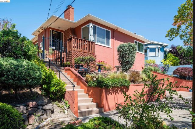 908 Prospect Ave, Oakland, CA 94610