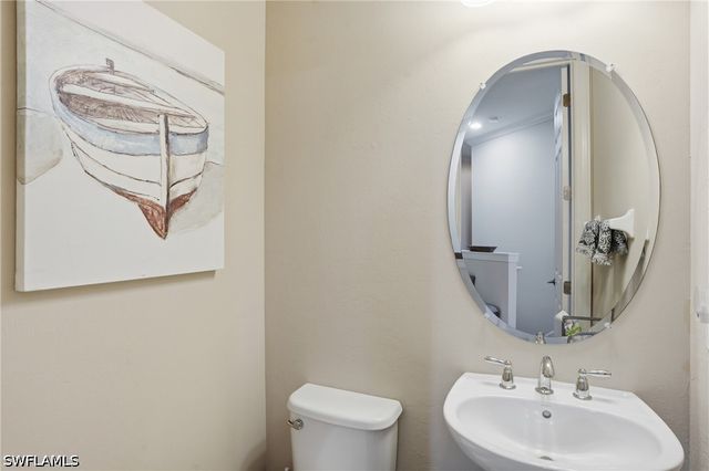 9536 Ironstone TER 202, Naples, FL 34120