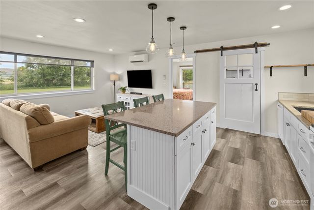 308 W 1st Avenue, Kittitas, WA 98934