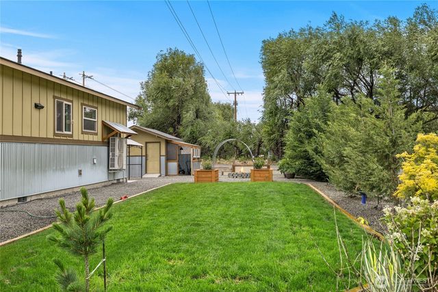 308 W 1st Avenue, Kittitas, WA 98934