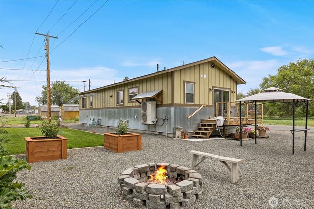 308 W 1st Avenue, Kittitas, WA 98934