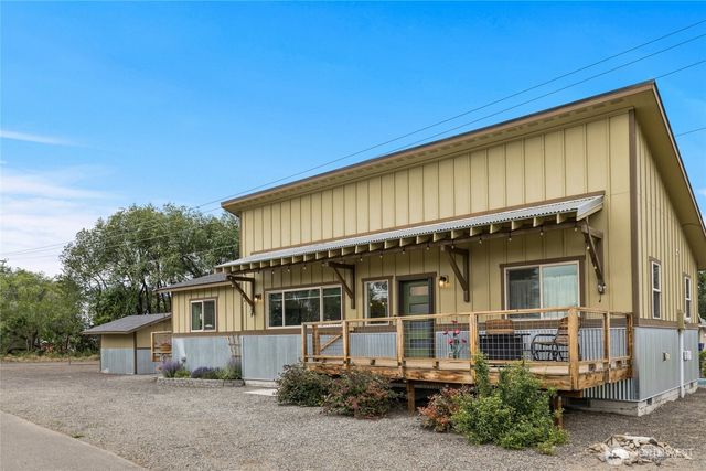 308 W 1st Avenue, Kittitas, WA 98934