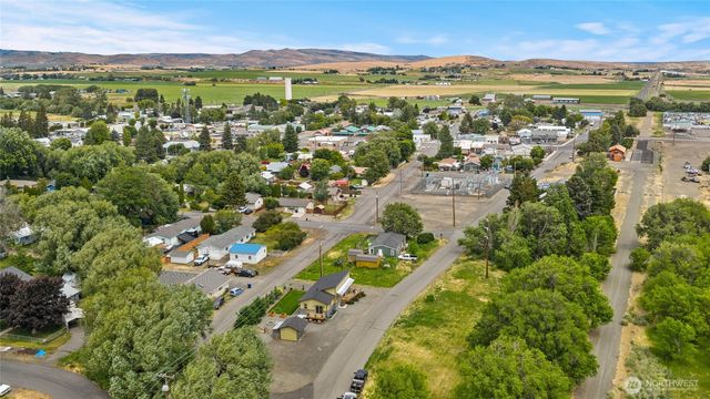 308 W 1st Avenue, Kittitas, WA 98934