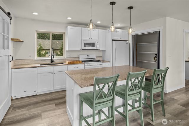 308 W 1st Avenue, Kittitas, WA 98934