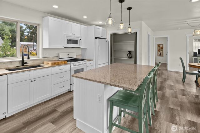 308 W 1st Avenue, Kittitas, WA 98934