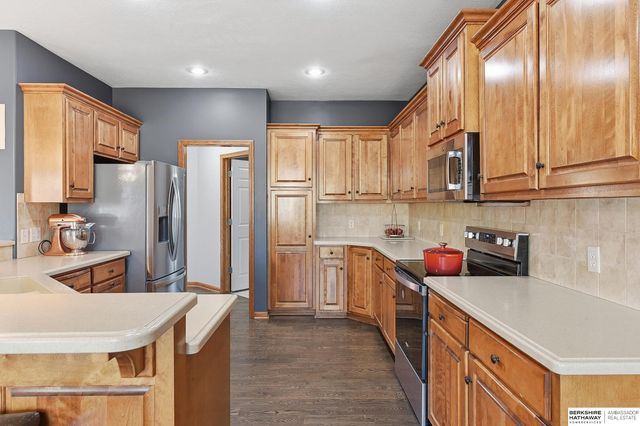 826 S 190th Avenue, Omaha, NE 68022