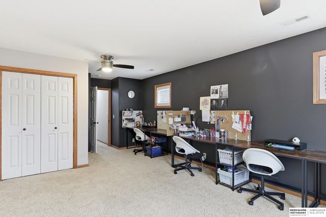 826 S 190th Avenue, Omaha, NE 68022