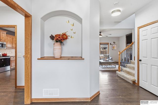 826 S 190th Avenue, Omaha, NE 68022