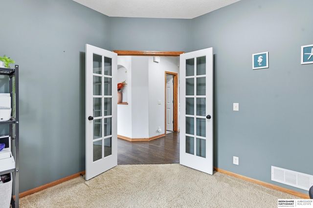 826 S 190th Avenue, Omaha, NE 68022