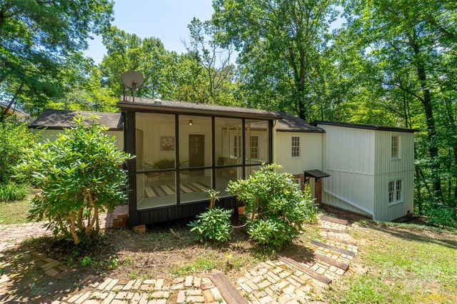 197 Briar Patch Road, Cullowhee, NC 28723