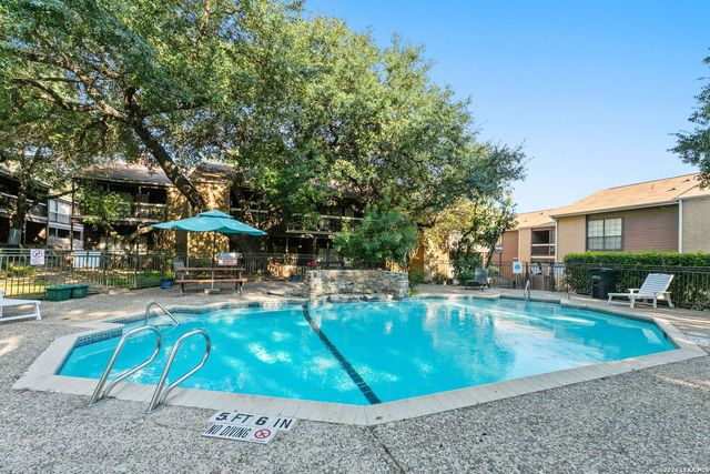 8655 Datapoint Dr Apt 212, San Antonio, TX 78229