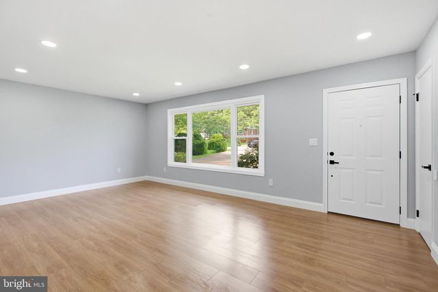 7901 POWHATAN ST, Hyattsville, MD 20784