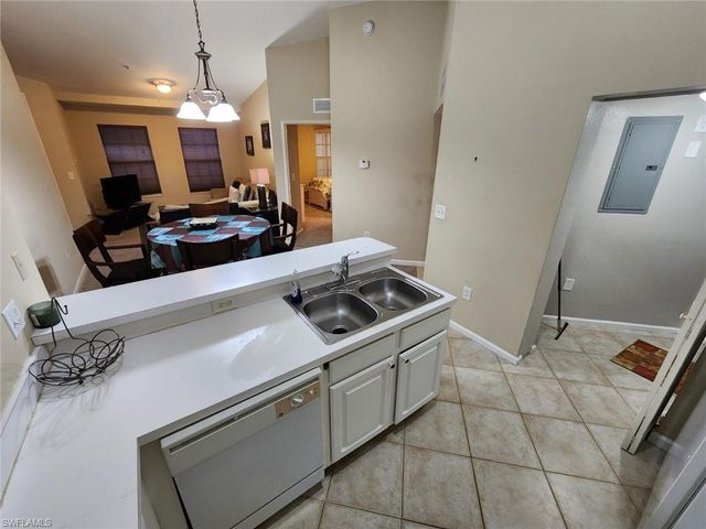 4109 Residence DR 519, Fort Myers, FL 33901