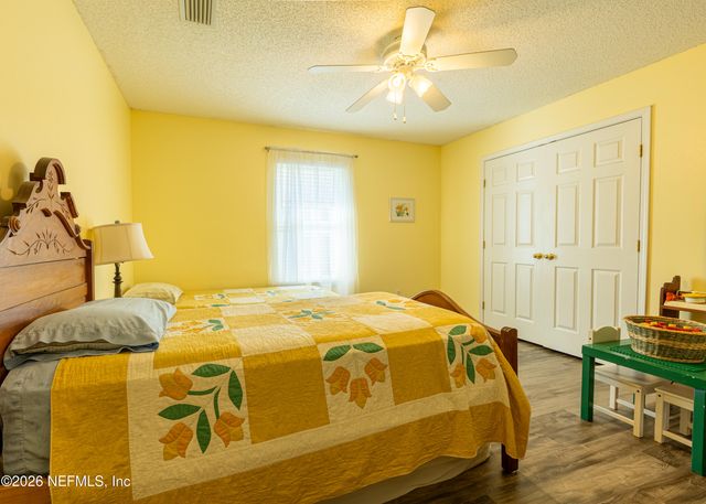 556 WHITFIELD Road, Jacksonville, FL 32221