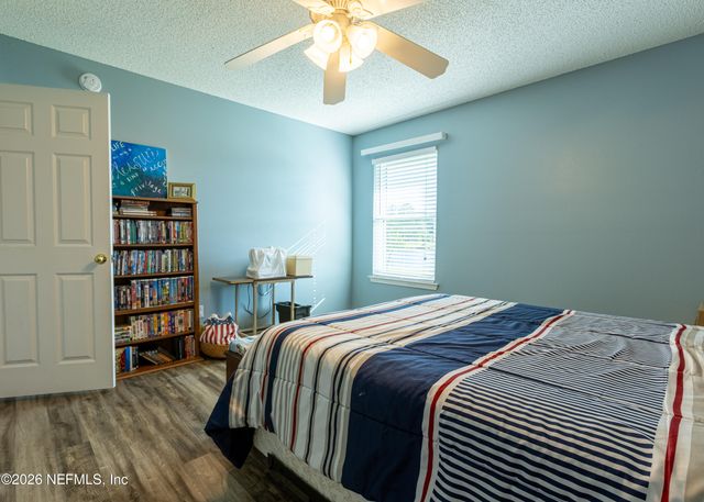 556 WHITFIELD Road, Jacksonville, FL 32221