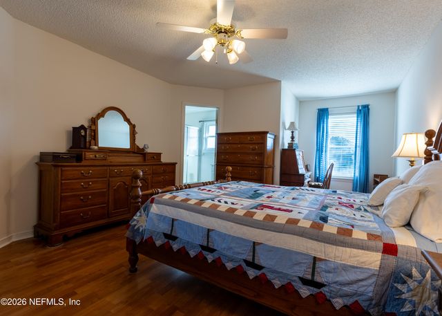 556 WHITFIELD Road, Jacksonville, FL 32221