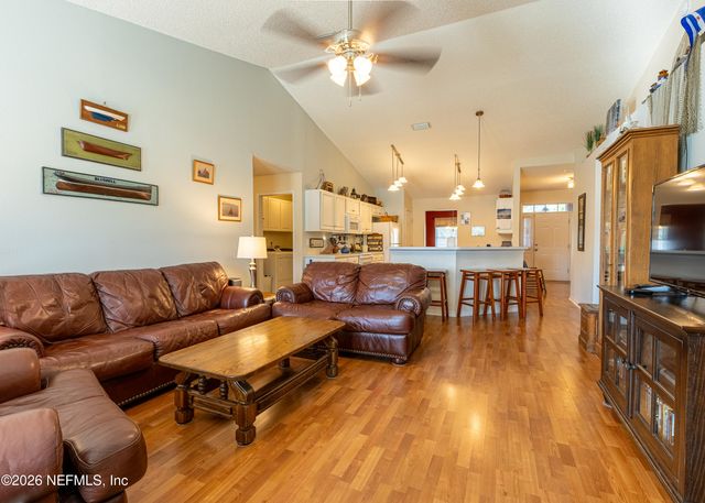 556 WHITFIELD Road, Jacksonville, FL 32221