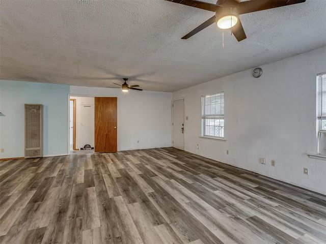 4037 Mallard Drive, Del City, OK 73115