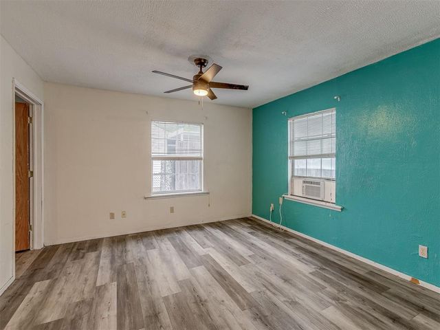 4037 Mallard Drive, Del City, OK 73115