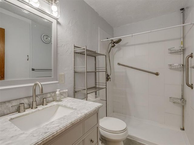4037 Mallard Drive, Del City, OK 73115