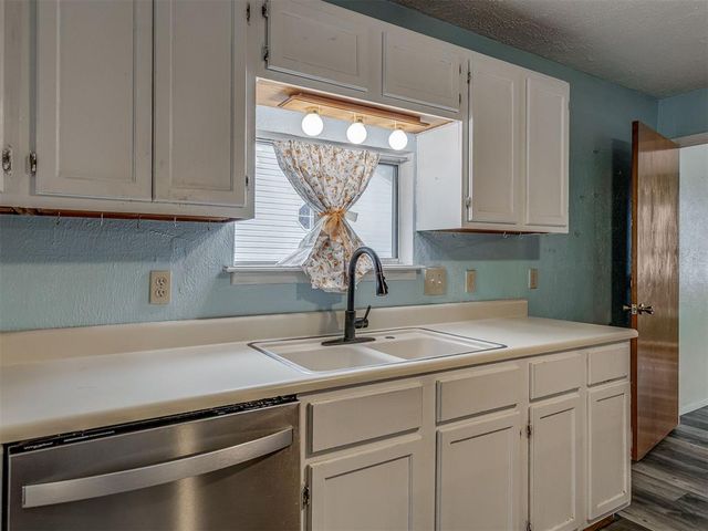 4037 Mallard Drive, Del City, OK 73115