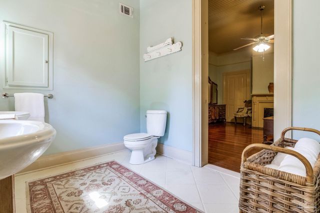 1017 N Palafox, Pensacola, FL 32501
