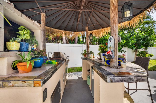 795 SE 17th Street 795, Deerfield Beach, FL 33441