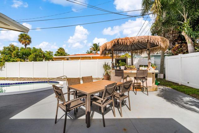 795 SE 17th Street 795, Deerfield Beach, FL 33441