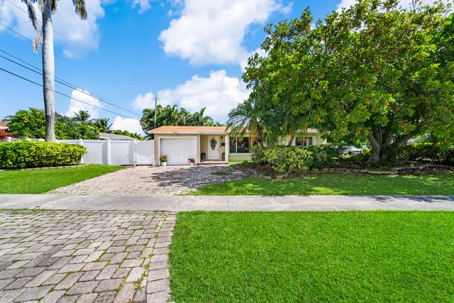 795 SE 17th Street 795, Deerfield Beach, FL 33441