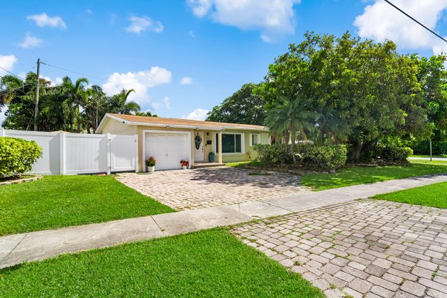 795 SE 17th Street 795, Deerfield Beach, FL 33441