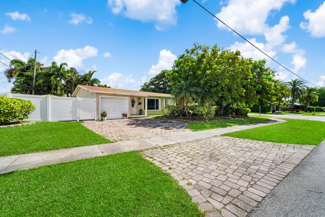 795 SE 17th Street 795, Deerfield Beach, FL 33441