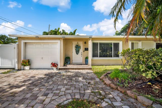 795 SE 17th Street 795, Deerfield Beach, FL 33441