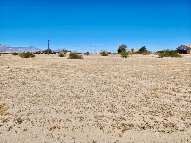 2268 Sand Man Avenue, Thermal, CA 92274