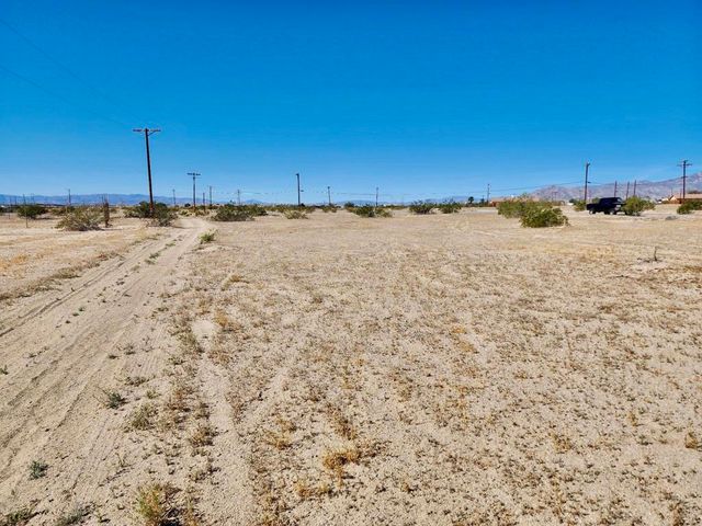 2268 Sand Man Avenue, Thermal, CA 92274