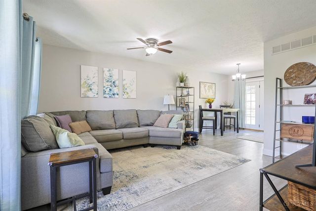 1162 Elizabeth Drive, Hamilton, OH 45013