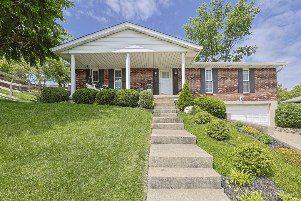 1162 Elizabeth Drive, Hamilton, OH 45013