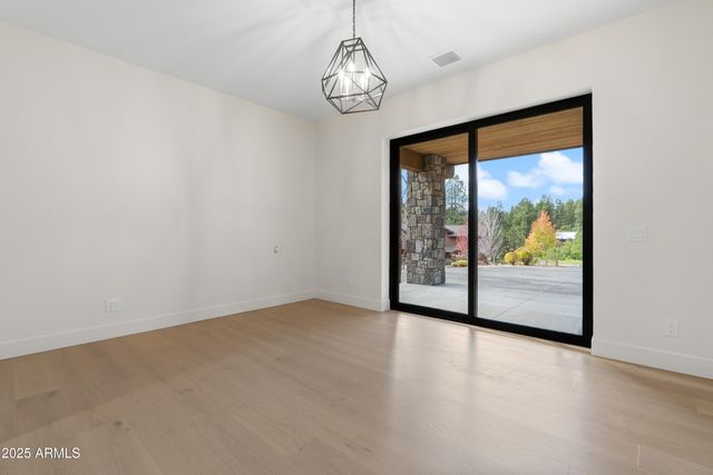 3425 S LAS COLINAS Court, Flagstaff, AZ 86005