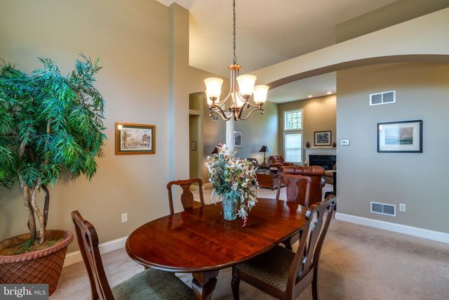 128 KILGANNON LN, Lancaster, PA 17603