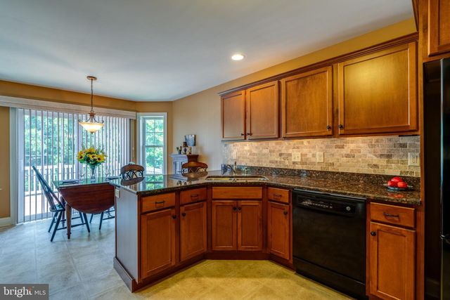 128 KILGANNON LN, Lancaster, PA 17603