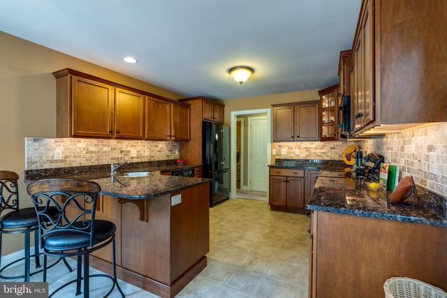 128 KILGANNON LN, Lancaster, PA 17603