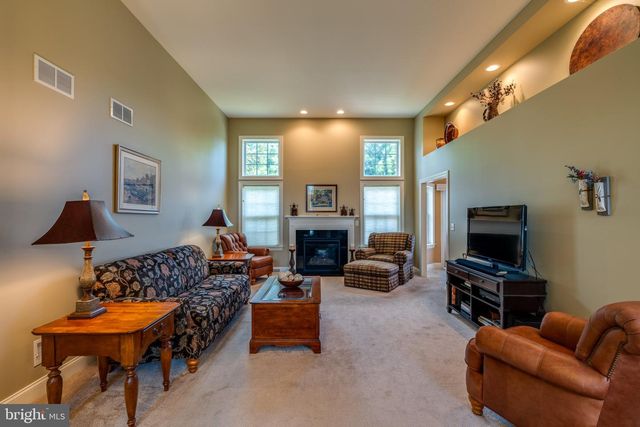 128 KILGANNON LN, Lancaster, PA 17603