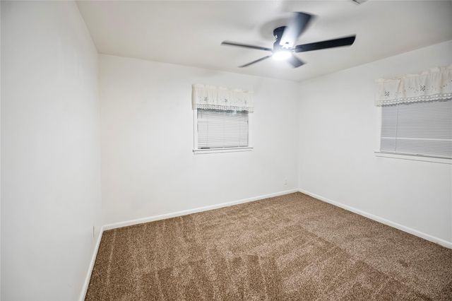 613 Grantham Road, Baytown, TX 77521