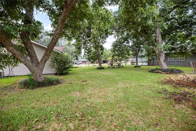 613 Grantham Road, Baytown, TX 77521