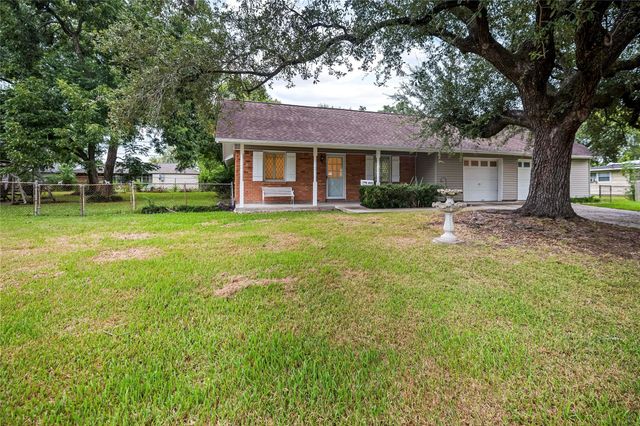 613 Grantham Road, Baytown, TX 77521