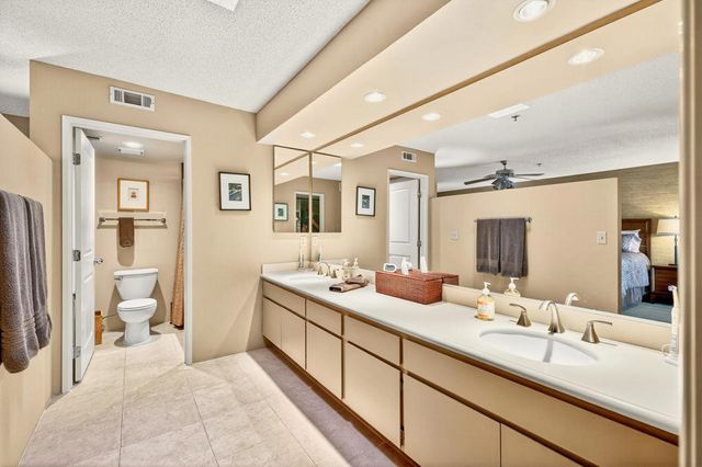 415 Village Square W, Palm Springs, CA 92262