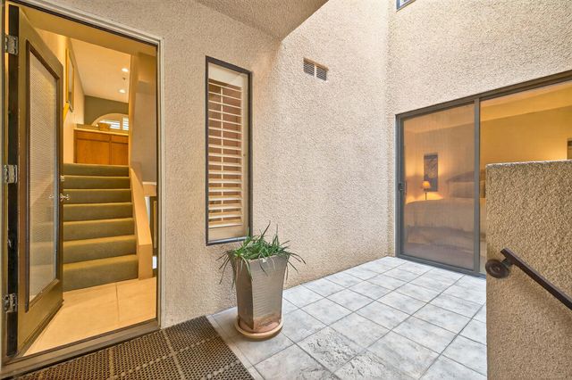 415 Village Square W, Palm Springs, CA 92262